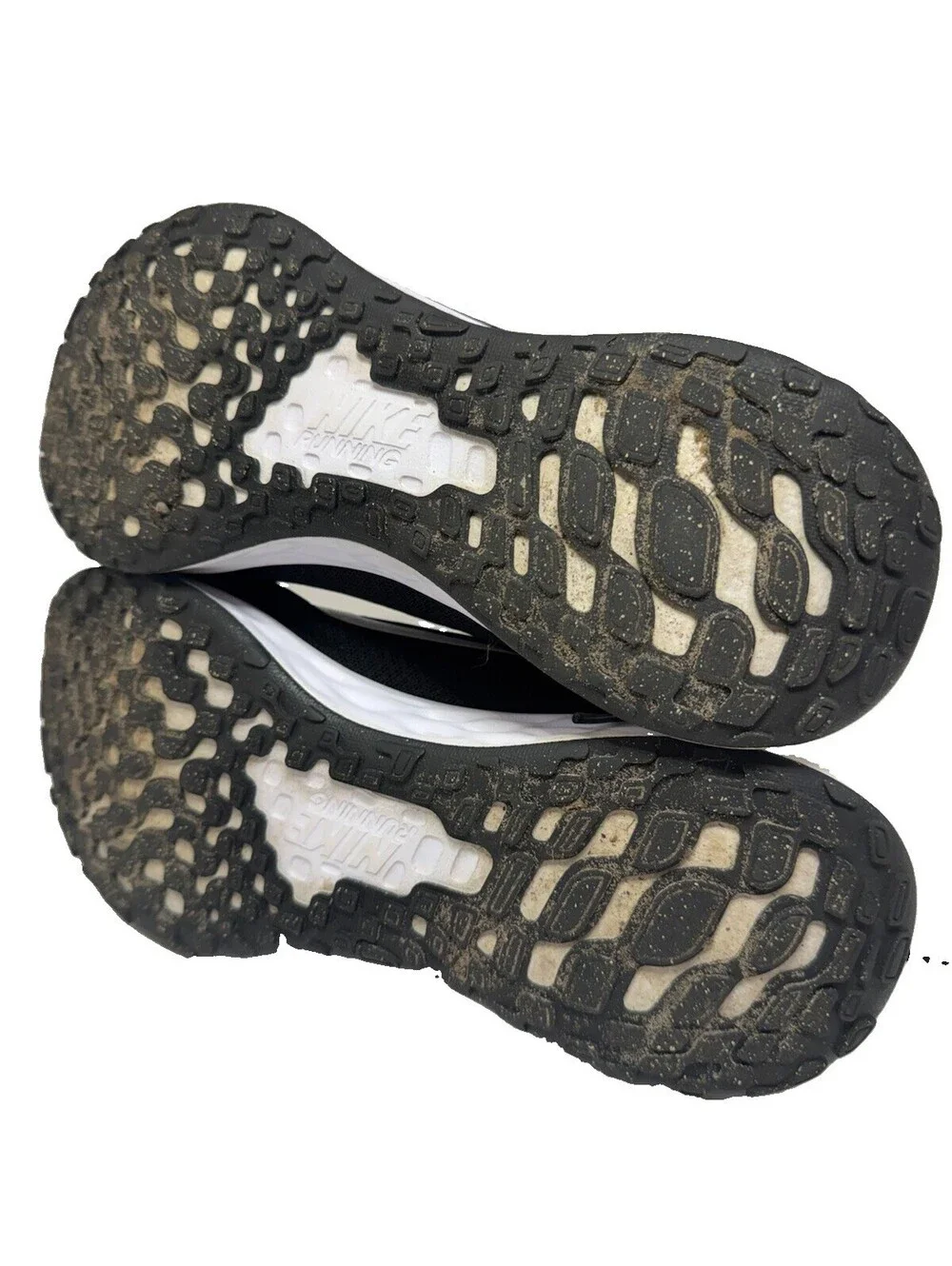 Nike Revolution 6 Next Nature Womens Size 10 Black White Running Shoes DC3729-03